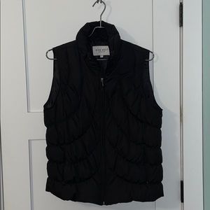 Black puffer vest